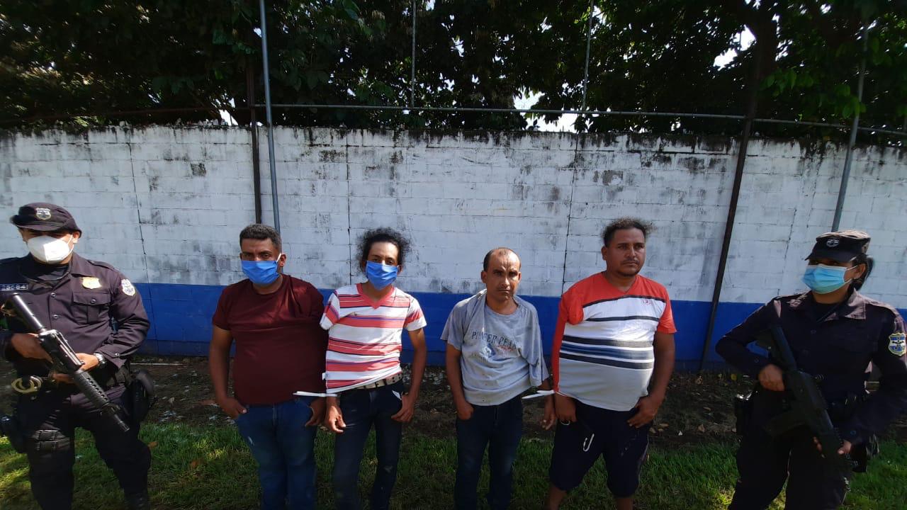 PNC captura contrabandistas en Candelaria de la Frontera con cheque de medio millón de dólares pnc-captura-contrabandistas-en-candelaria-de-la-frontera-con-cheque-de-medio-millon-de-dolares